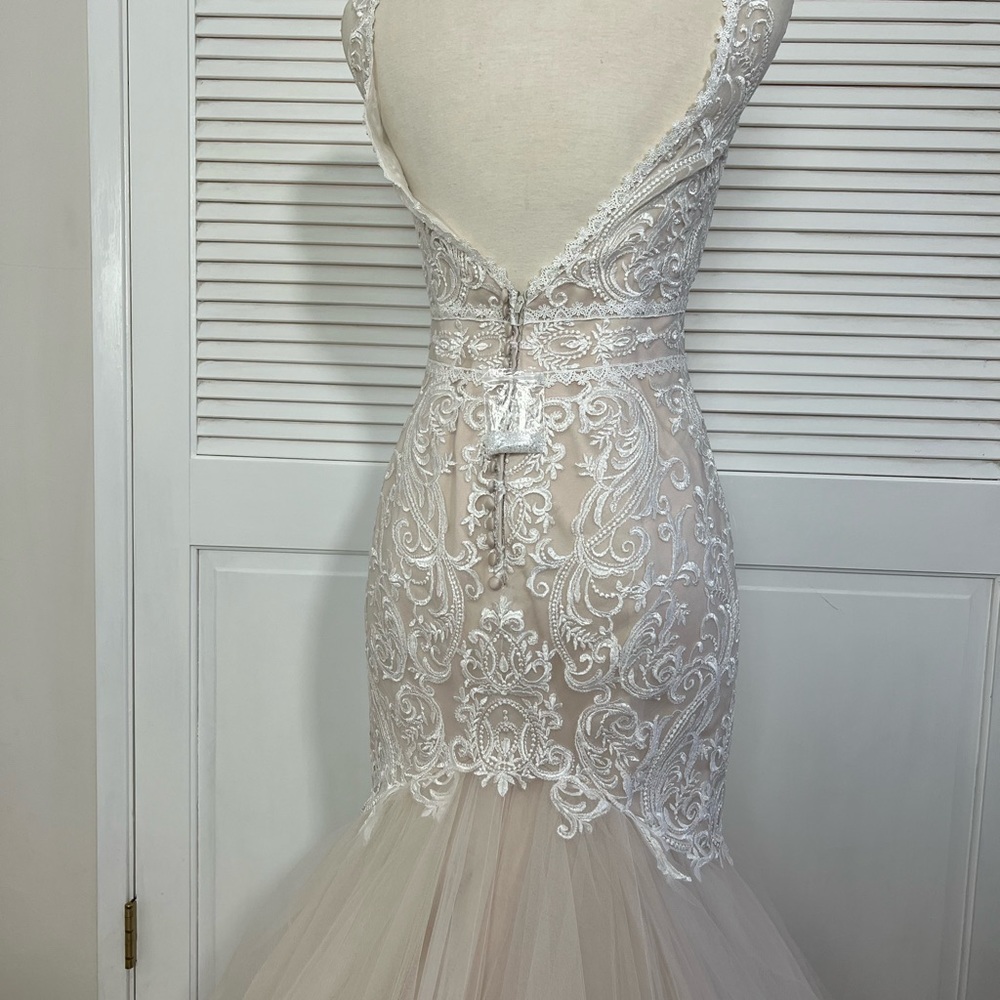 Wedding Dress by Cocomelody - Picture 7 of 11